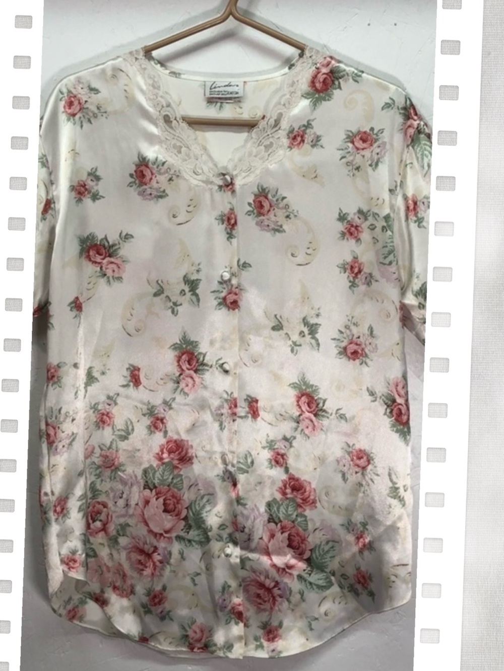 Vintage Linda Exclusive for Eaton Floral Satin Feel Kimono Robe